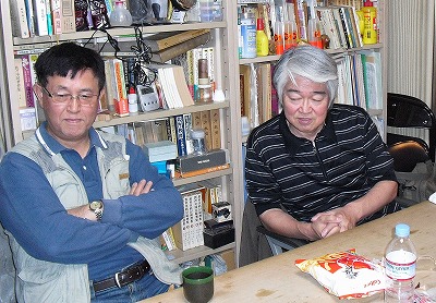 右：早川恒敬さんと、理論研究会で